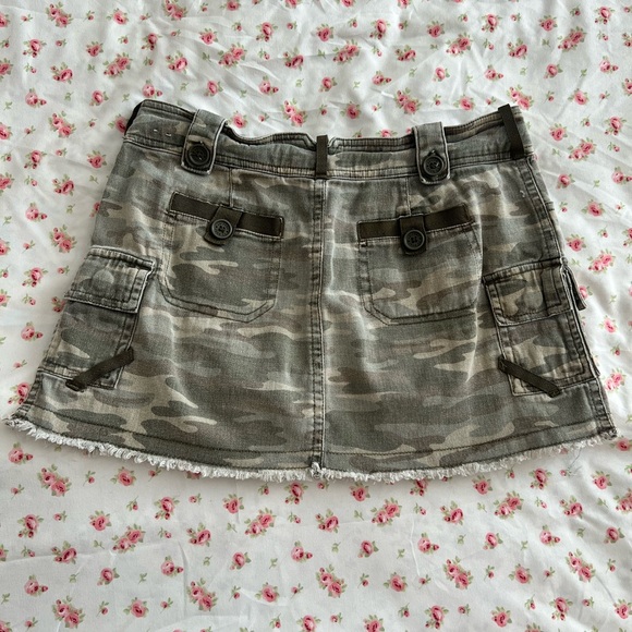 camo mini skirt - Picture 4 of 4